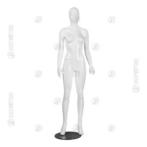 TBM 82 FEMALE MANNEQUIN